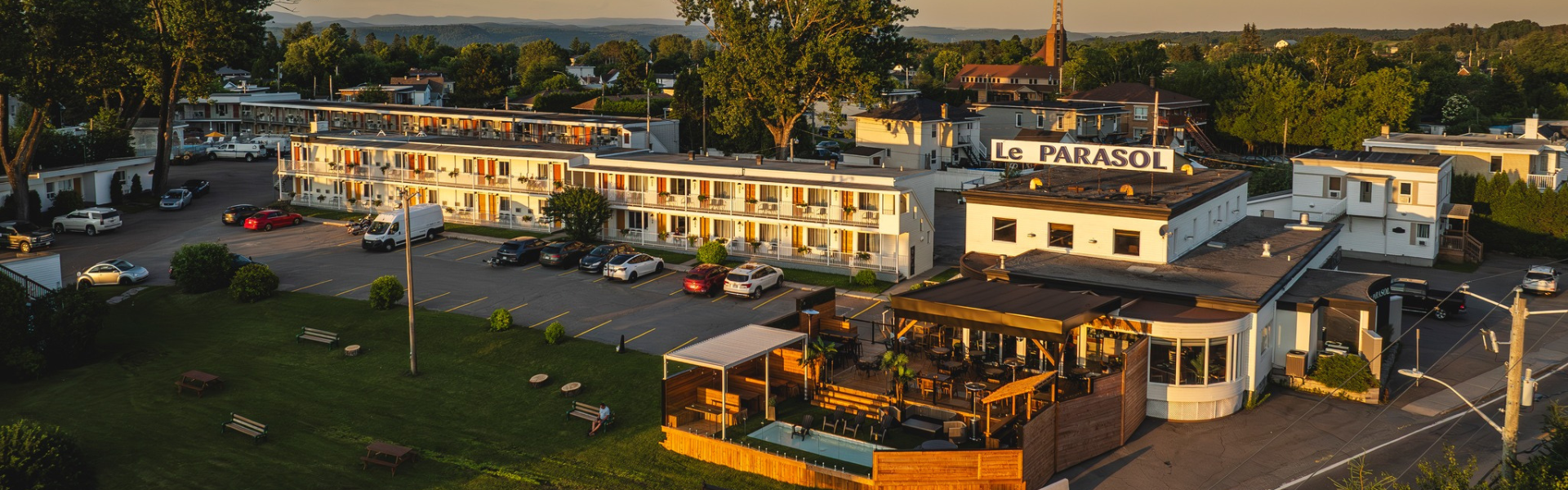 100 $ pour 200 $
